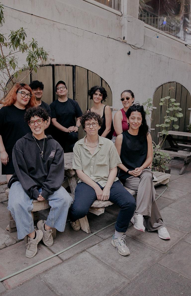 «Los Huesos»: Manuela Infante estrena obra sobre memoria, ciencia y música