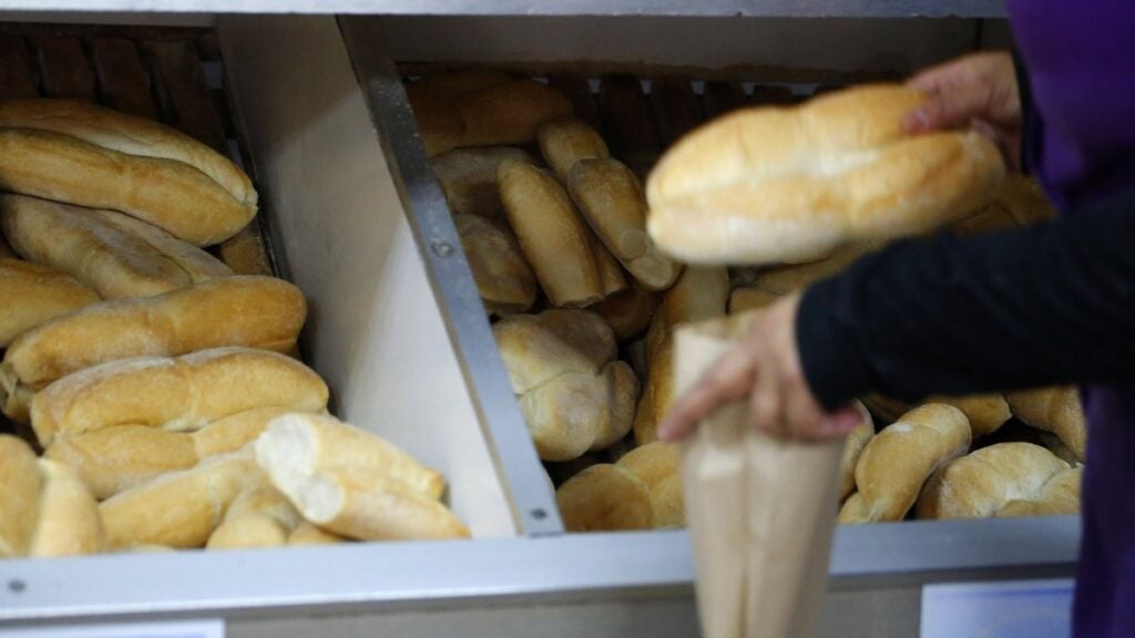 «La crisis no puede ser pagada por quienes menos tienen»: Alcaldes y alcaldesas de la Región Metropolitana también se manifestaron contra el alza de los combustibles