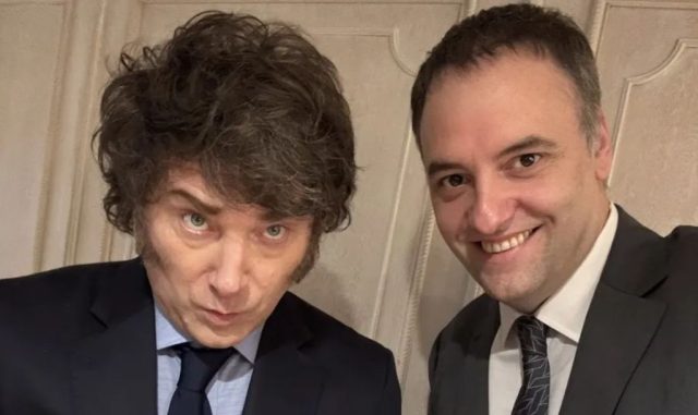 Se cae la austeridad de Milei: levantan secreto bancario a su jefe de Gabinete en causa por enriquecimiento ilícito