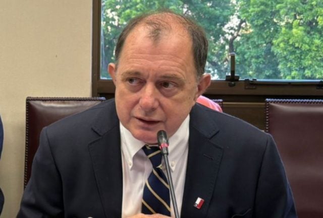 Mauricio Becerra