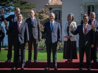 sueldos millonarios del gobierno de Kast