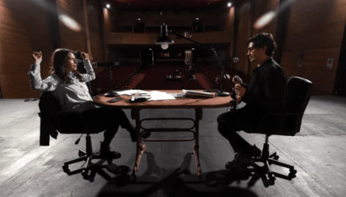 “No sé. Beckett”: las ondas de la radio y el absurdo existencial colisionan en la nueva apuesta del Teatro Nacional Chileno