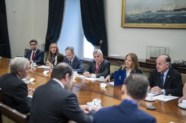 Si la CUT hace política, ¿qué hace la CPC?