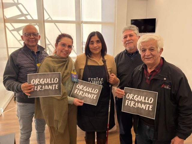 Senadora Campillai anuncia proyecto para reforzar la Ley de Ferias Libres junto a dirigentes del sector