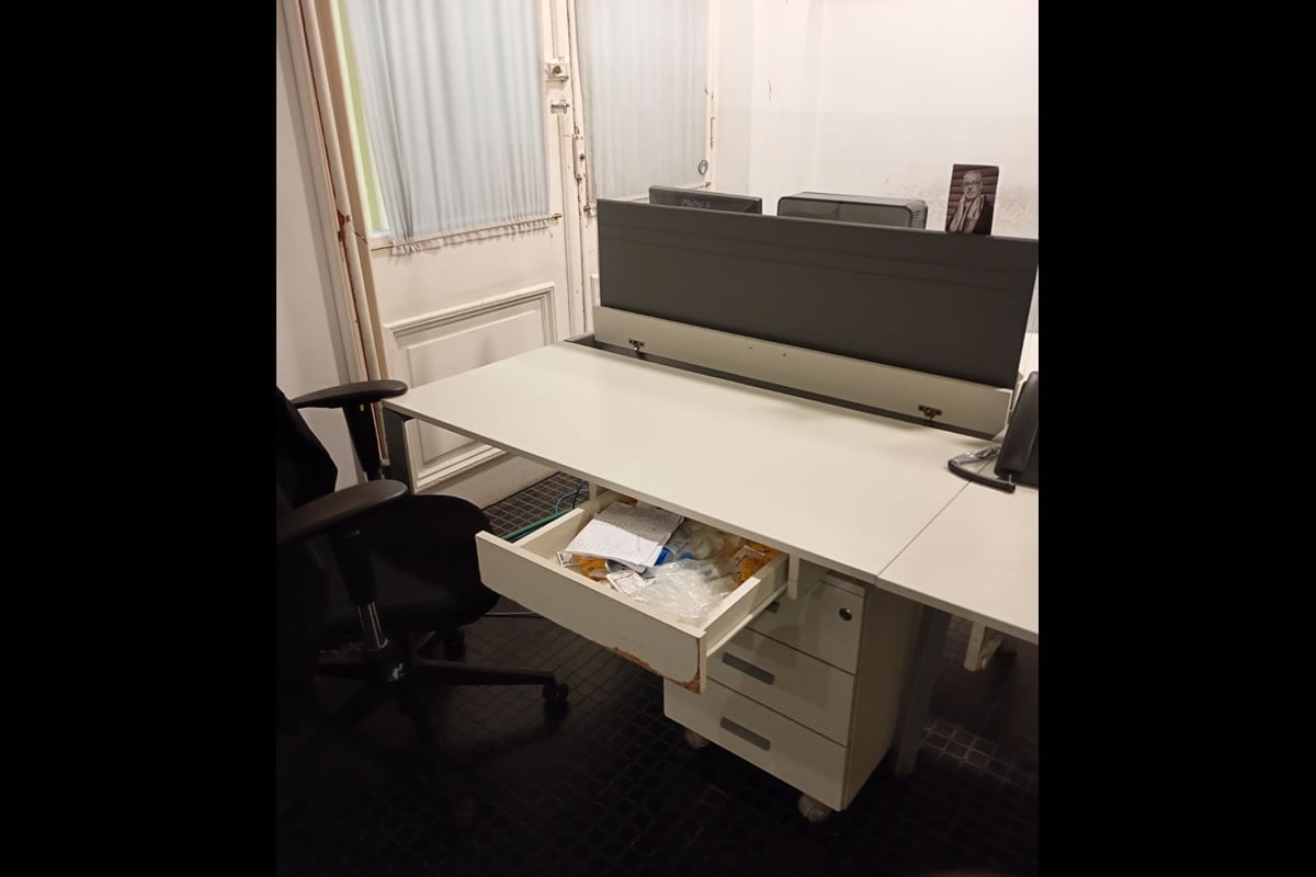Following Milei's Insults, Accredited Journalists Report Vandalism and Theft in Casa Rosada Press Room