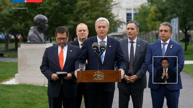 Escudo de las Américas: Subyugación a ciegas