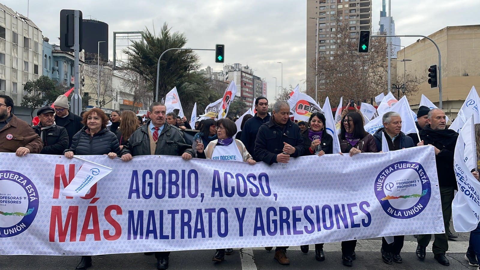Ocho gremios participarán en marcha hacia Valparaíso por presupuesto educativo - tecnología news from El Ciudadano