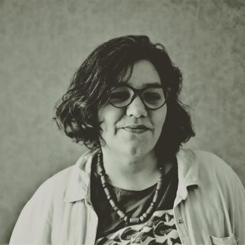 Escritura creativa, poesía y educación: Poeta Alejandra del Río dirige nuevo curso en la U. de Chile