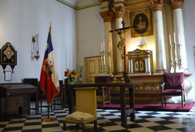 ¿Presupuesto estatal para vagonetas del Estado?