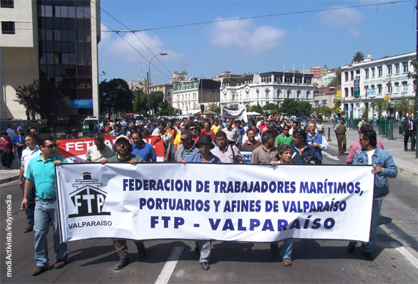 Trabajadores Portuarios de Valparaíso protestan contra EPV